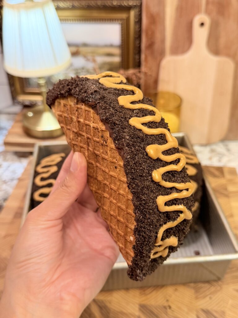 Copycat Coldstone’s Cookies n’ Peanut Butter Ice Cream Taco
