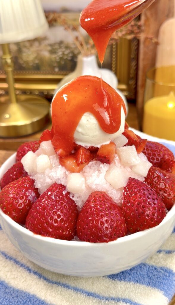 Strawberry Bingsu